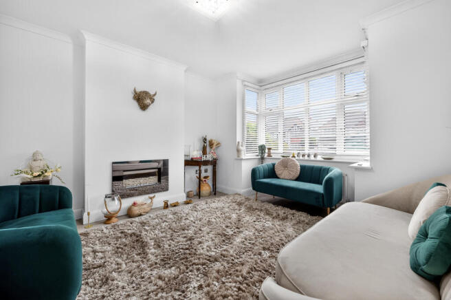 Reception/Bedroom