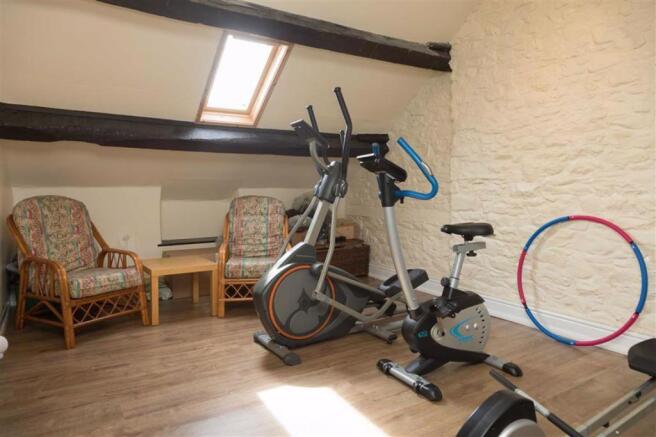 Attic Bedroom 4