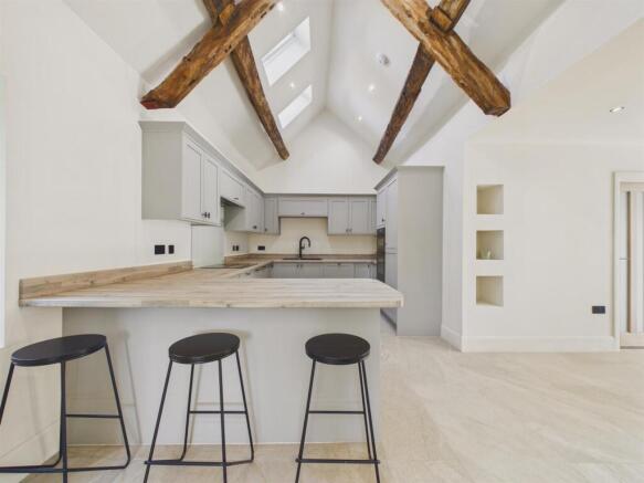 High Specification Fitted Kitchen