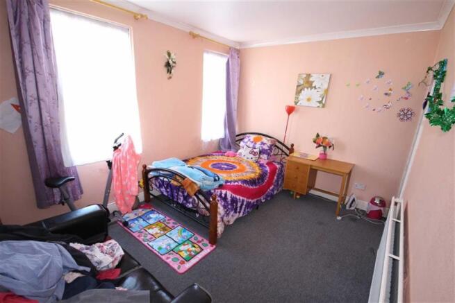 Bedroom 2: