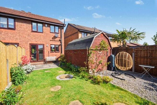 2 bed Semi-Detached for sale Image 7