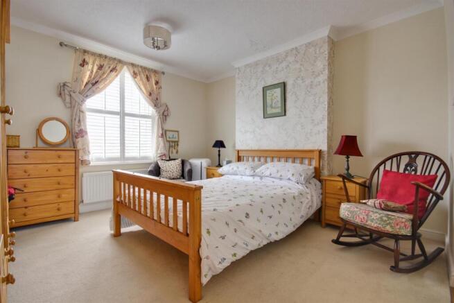 3 bed End of Terrace for sale Image 9