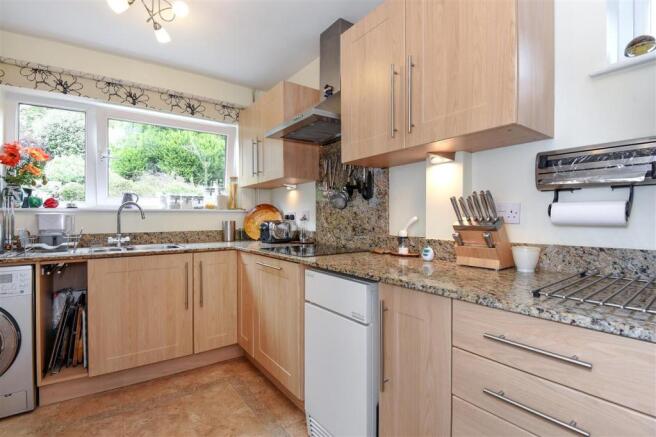 REFITTED KITCHEN