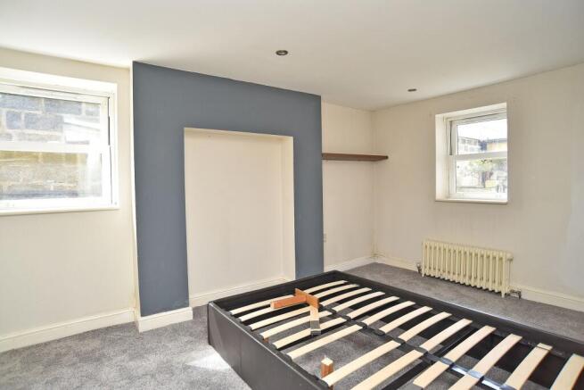 7 bed Semi-Detached for sale Image 7