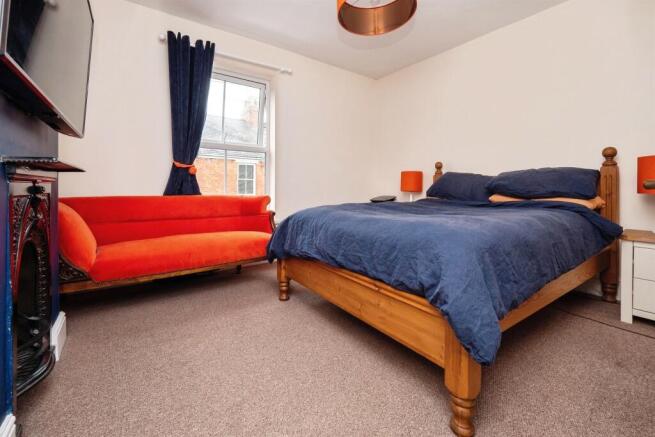 2 bed Terraced for sale Image 7
