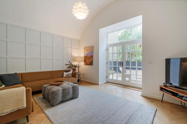 4 bed Town House for sale Image 12