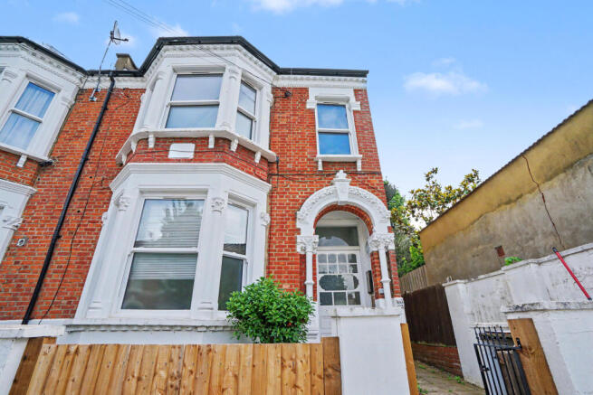 69b Childerbert Road, Tooting, London SW17 8EY