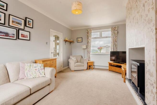 4 bed Semi-Detached for sale Image 9