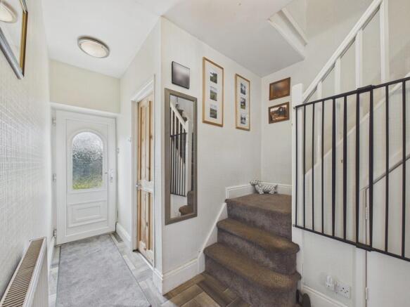 3 bed Semi-Detached for sale Image 8
