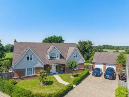 Stanbridge, Plowden Close, Dunmow CM6 1TW
