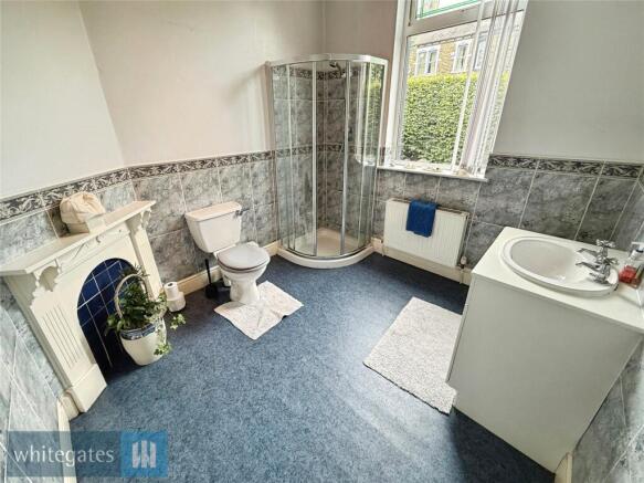 4 bed Town House for sale Image 6