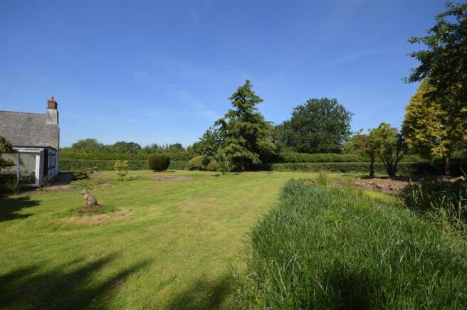 GARDEN 3