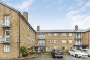 2, The Spinney, Castelnau, Barnes, London SW13 9EN