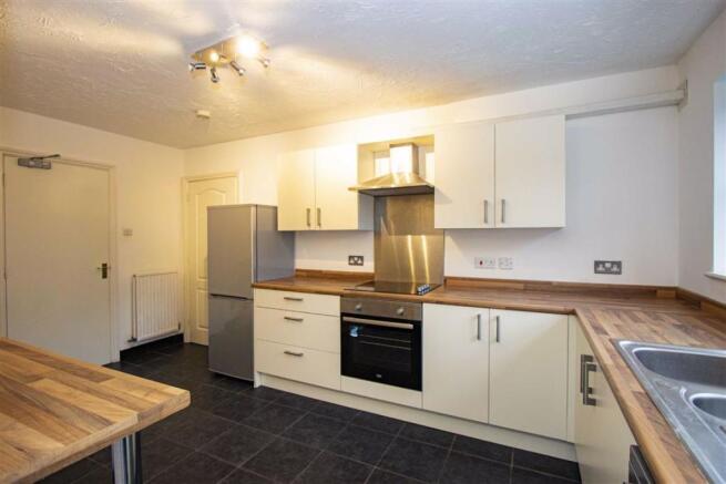 RE-FITTED KITCHEN
