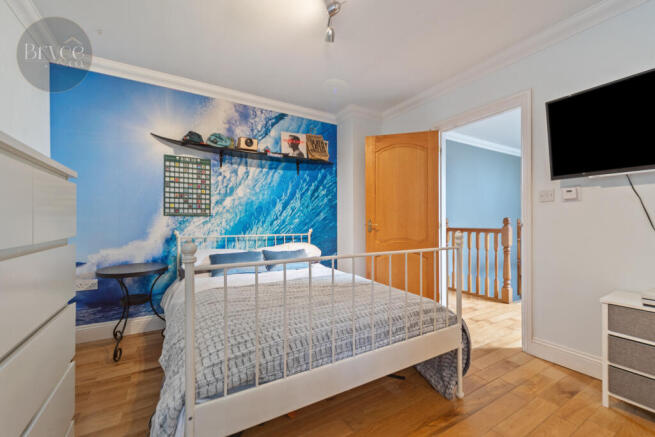 Haylett Lodge  -27