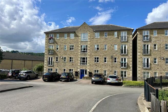 2 bed Apartment for sale Image 11