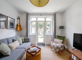 19a, Aldershot Road, London NW6 7LE