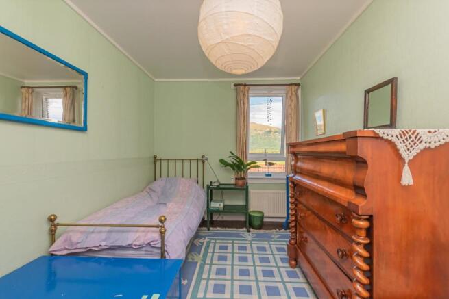 12. Bedroom 2 (1).jpg