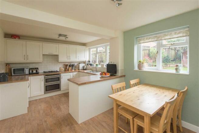 OPEN PLAN DINING KIT