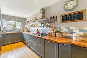 10, Parkwood Grove, Cheltenham GL53 9JP