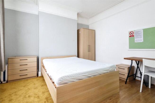 5 bed House to rent Image 12