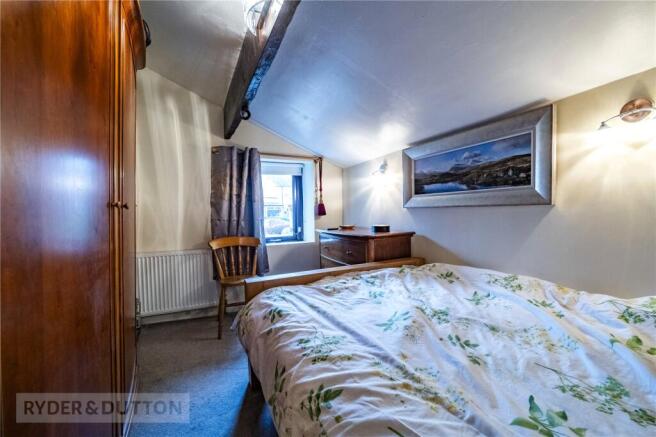 3 bed Semi-Detached for sale Image 11