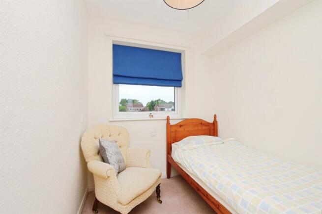 2 bed Apartment for sale Image 5