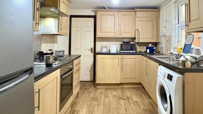 21, Thorpe Road London, E6 2HS