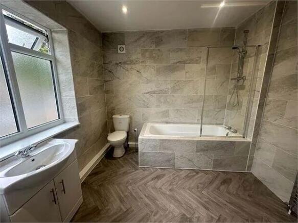 3 bed Semi-Detached for sale Image 10