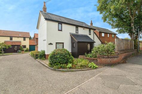 Yew Tree Court, Scole, Diss