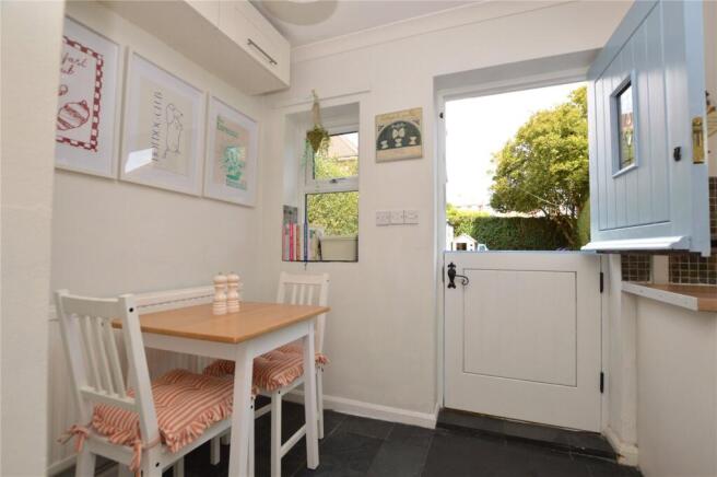 2 bed Semi-Detached for sale Image 4