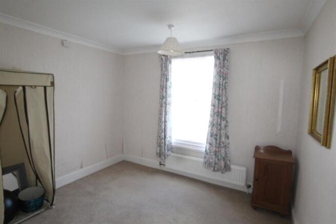 REAR BEDROOM