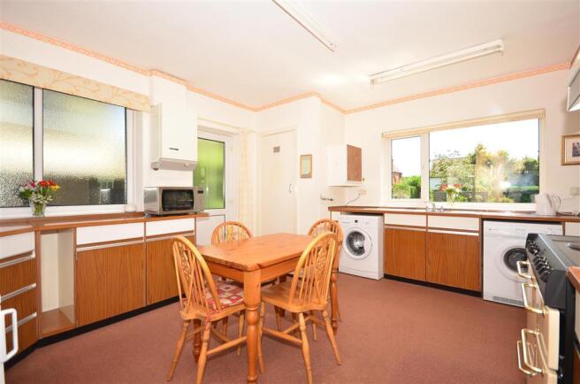 Kitchen/Breakfast Room
