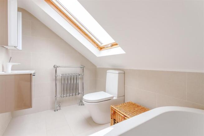 8333768-interior36.jpg