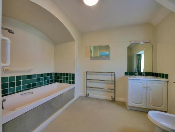 Ensuite bathroom
