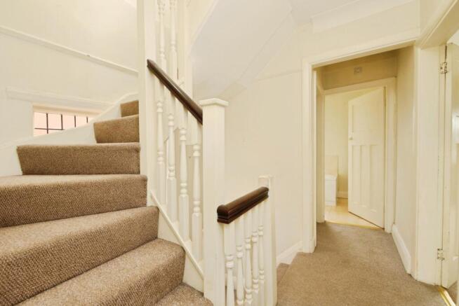 4 bed Semi-Detached for sale Image 12