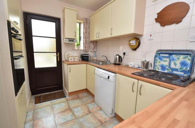 Kitchen.JPG