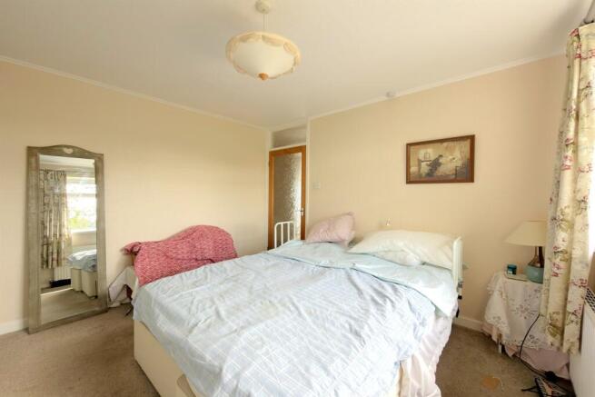 2 bed Bungalow for sale Image 10