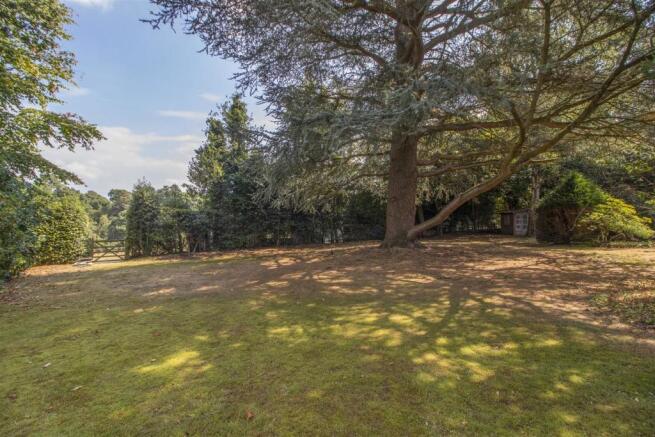 Garden & Gate To Paddocks.jpg