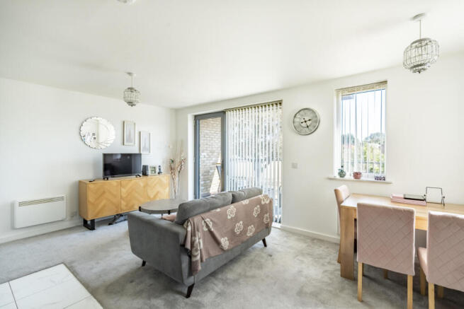 1 bed Apartment for sale Image 5