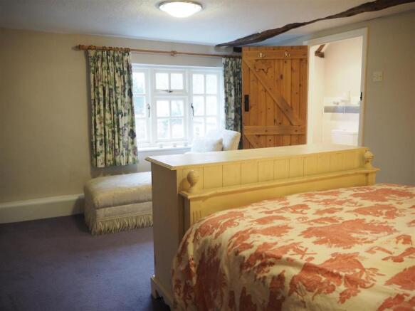 Bedroom Into En-Suite 558