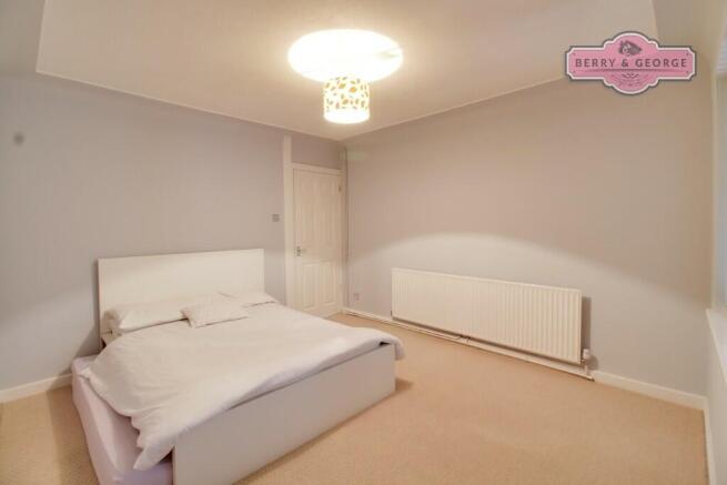 PLAYROOM / BED 5