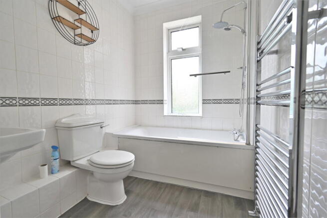 2 bed Terraced to rent Image 9