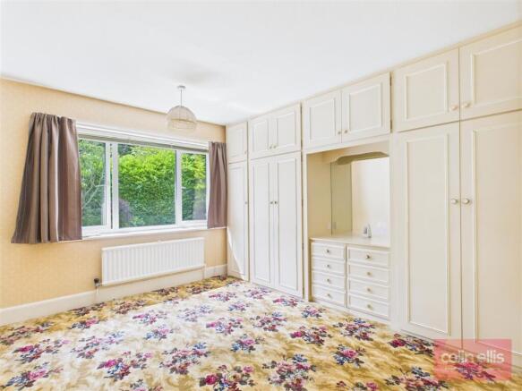 2 bed Flat for sale Image 8