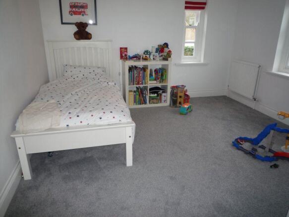 Photo 11