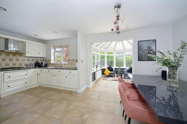 Kitchen/Breakfast