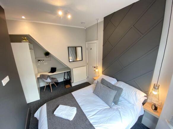 4 bed Terraced for sale Image 6
