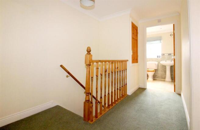 Millview Crescent_00