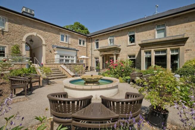 2 bed Retirement Property for sale Image 10