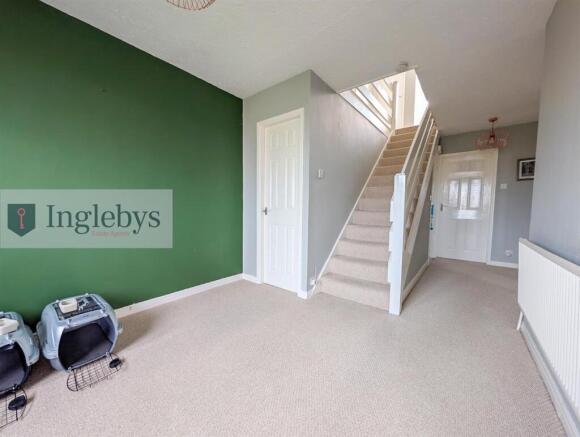4 bed Detached for sale Image 4
